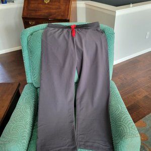 Large Fig dark gray Livingston scrub pant